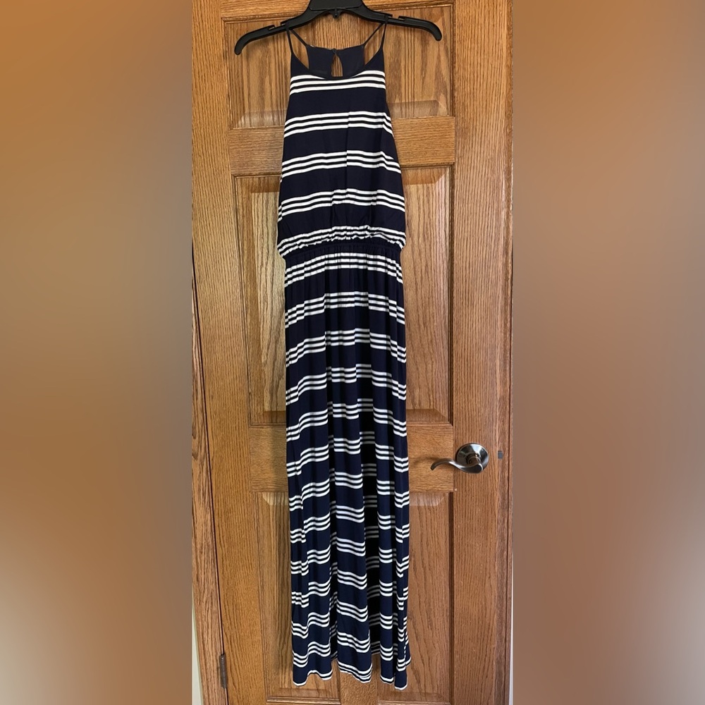 Ann Taylor Loft Women’s Navy and White Maxi Dress. Size Small.